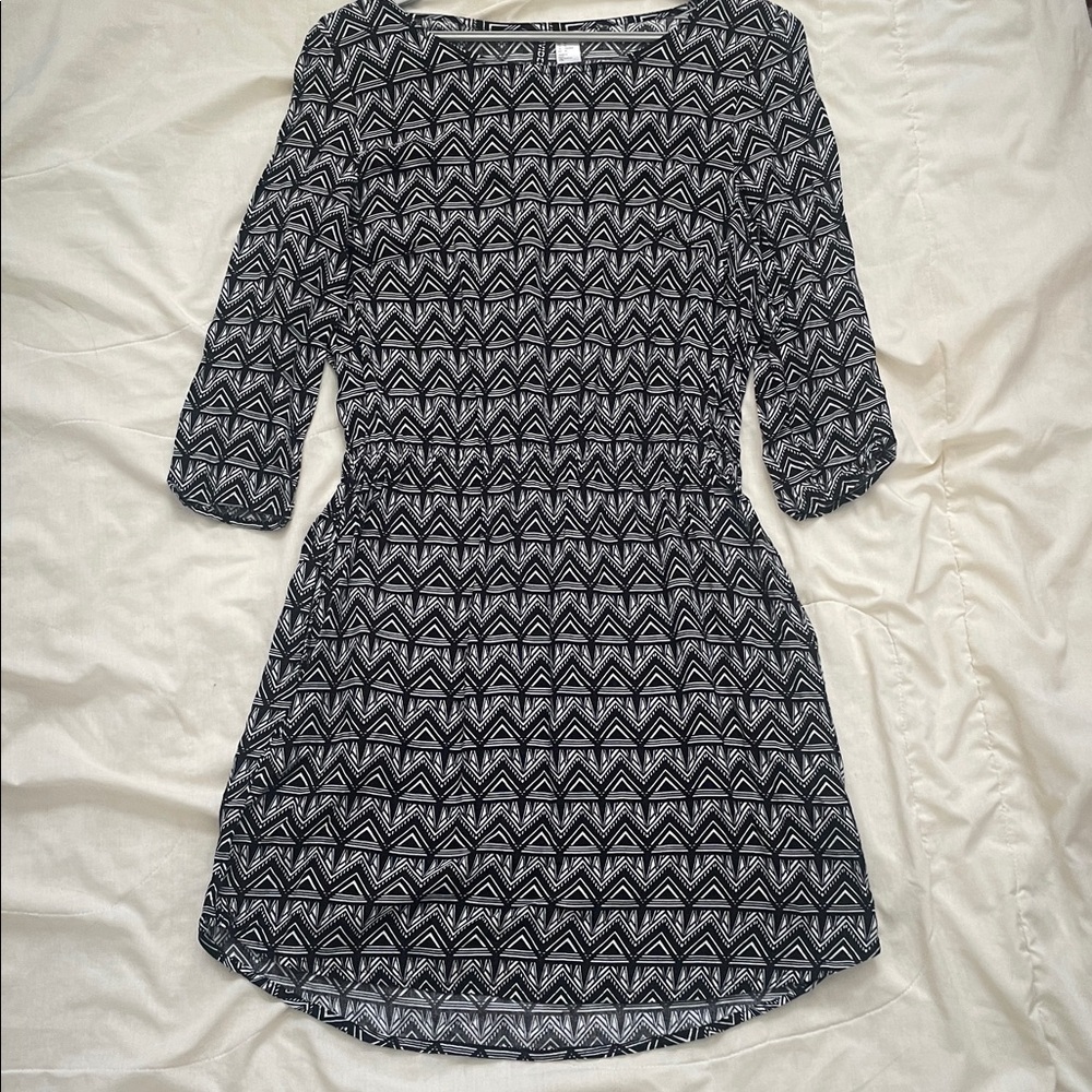 Black and White Patterned Women's Dress